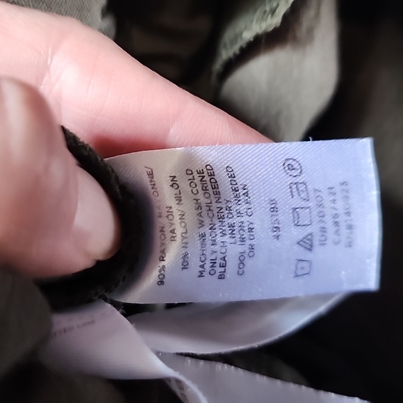 Loft Womens Army Green Pants With Gold Accents Size Small S - Picture 5 of 7